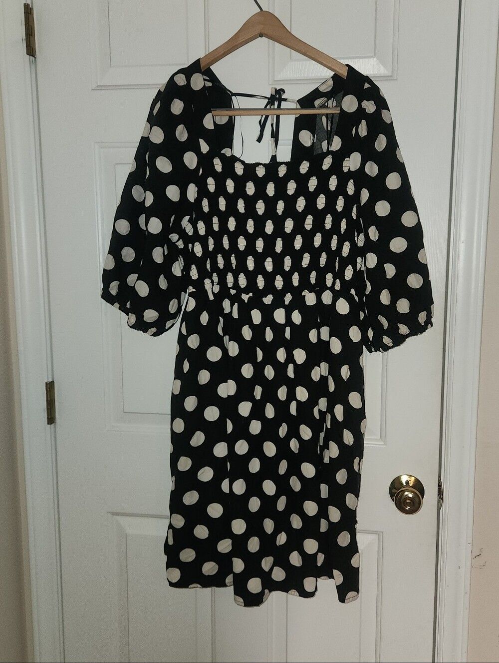 Women's Plus Size Puff Elbow Sleeve Smocked Dress - Ava & Viv Black Polka Dot 3X